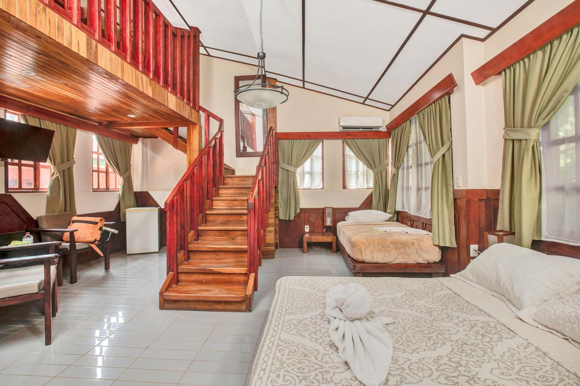 Hotel Playa Bejuco เอสเตริโญส เอสเต ภายนอก รูปภาพ